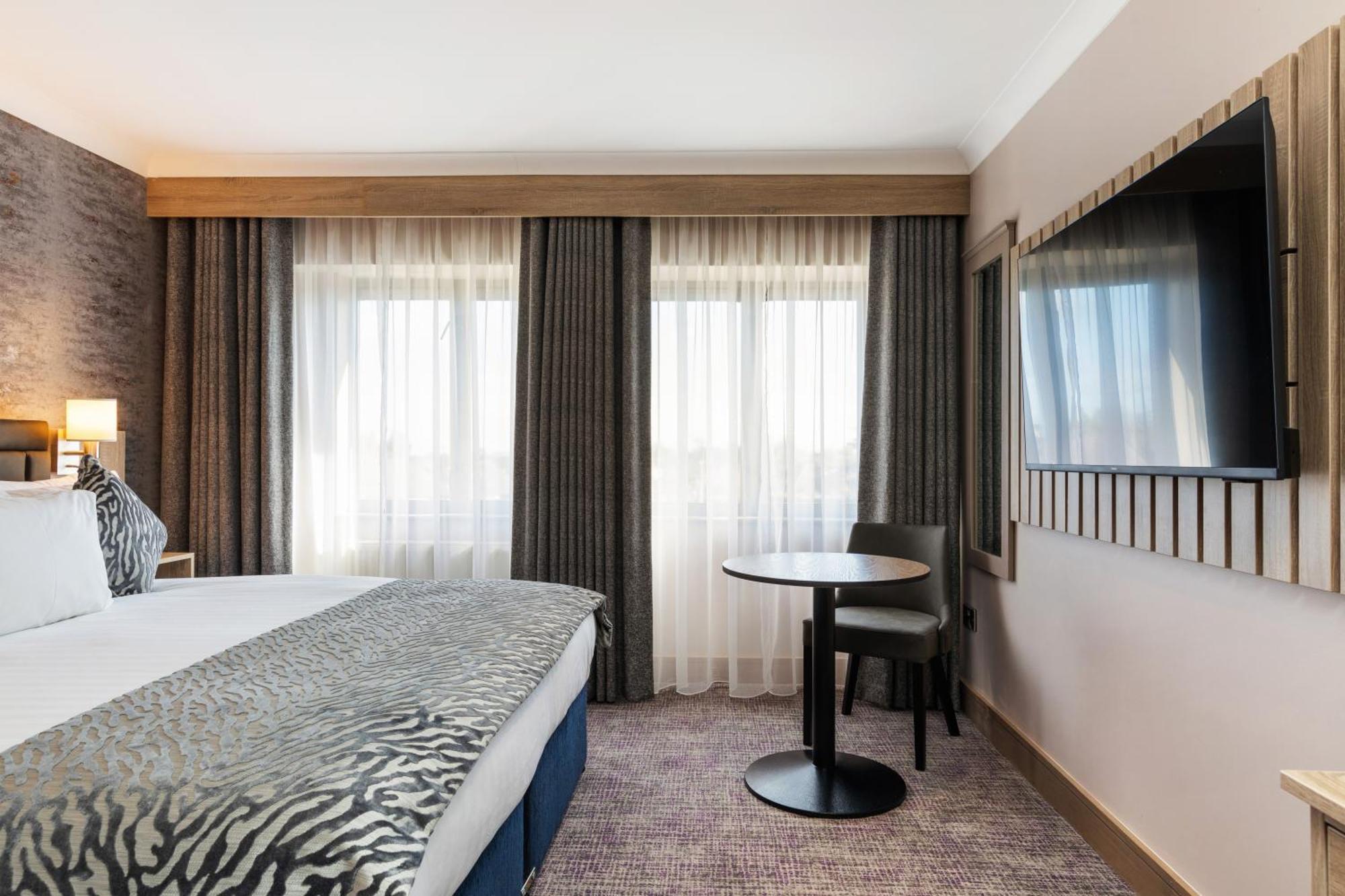 Rochestown 3* Dun Laoghaire